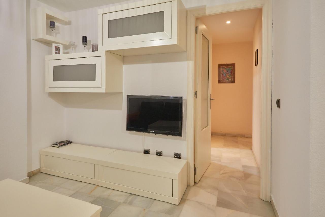 Two Bedrooms Leonor Davalos Севилья Экстерьер фото