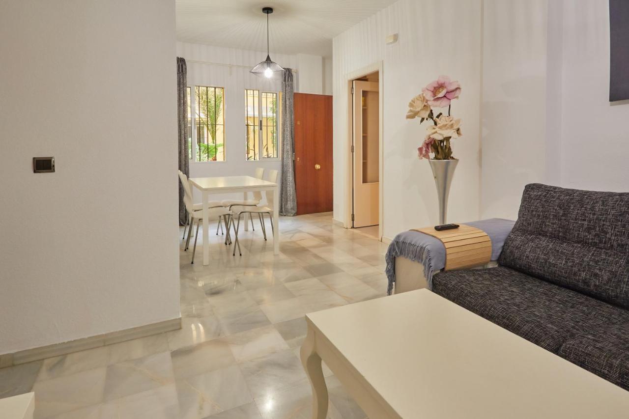 Two Bedrooms Leonor Davalos Севилья Экстерьер фото