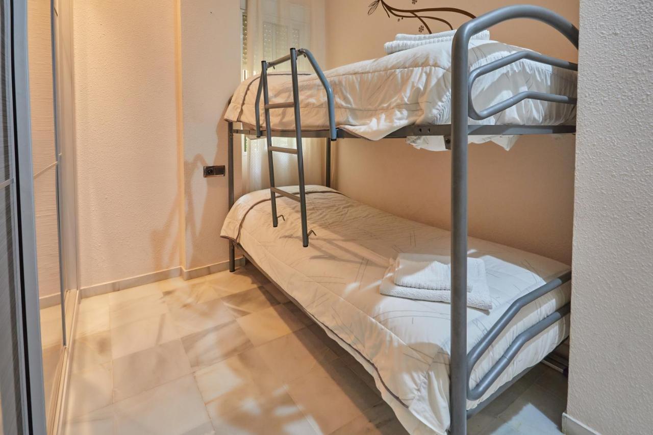Two Bedrooms Leonor Davalos Севилья Экстерьер фото